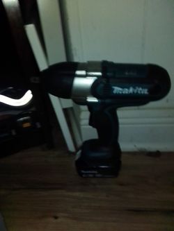 Nikita drill 18v