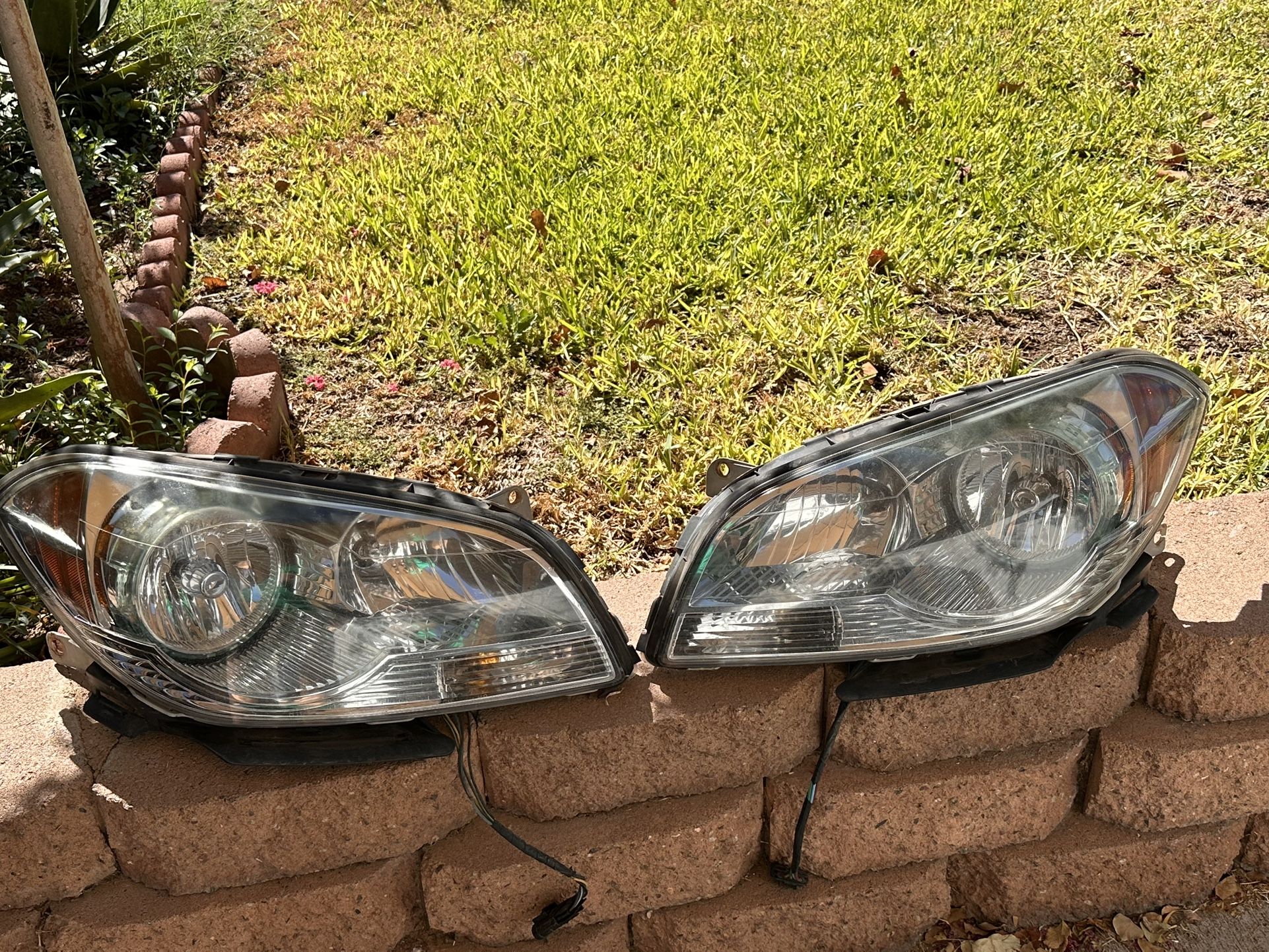 2008-2012 Chevy Malibu HEADLIGHTS