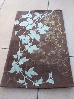 Area Rug 43" X 65"