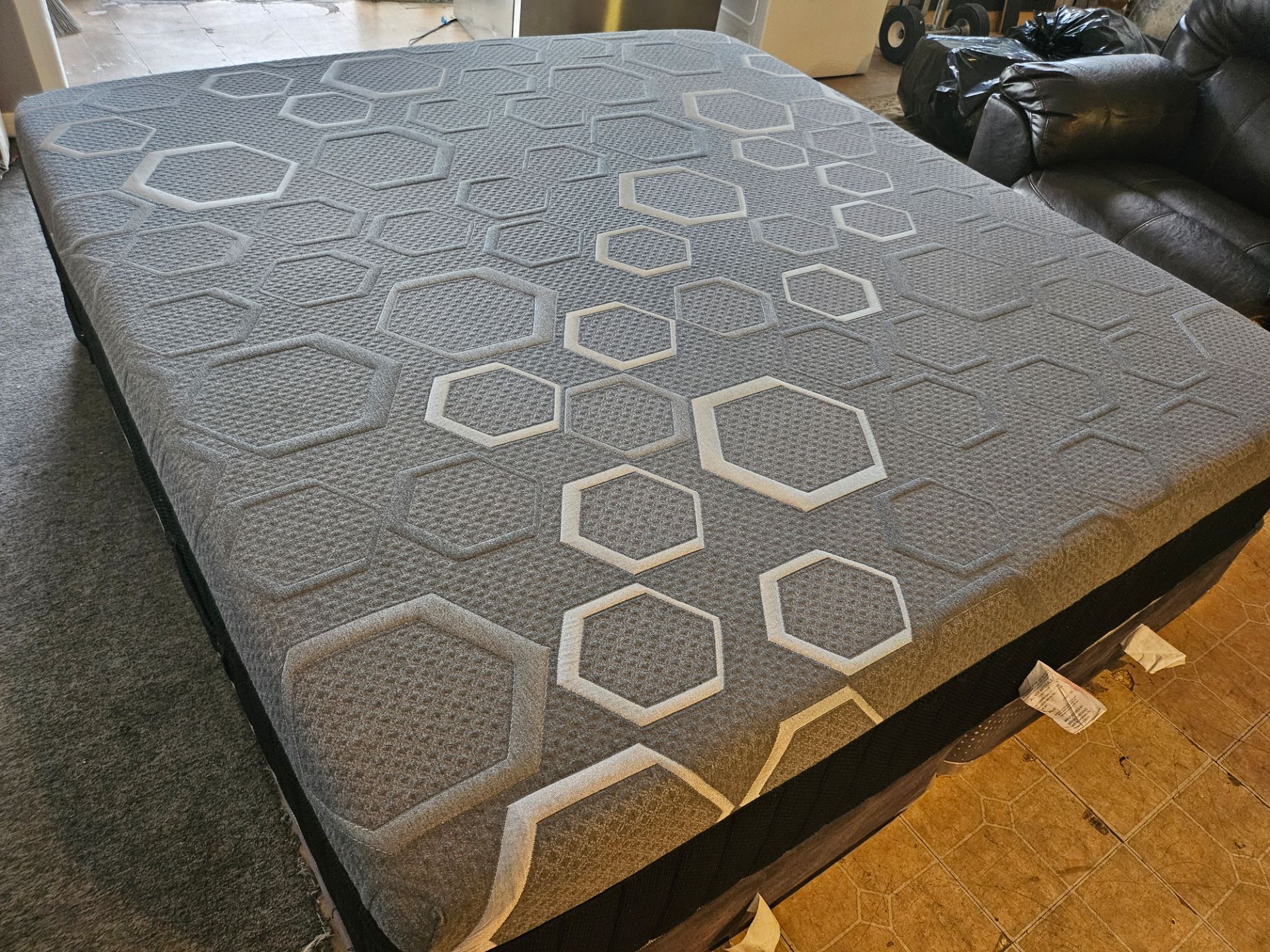 Spartan King Mattress And Box Spring for Sale in El Paso, TX - OfferUp