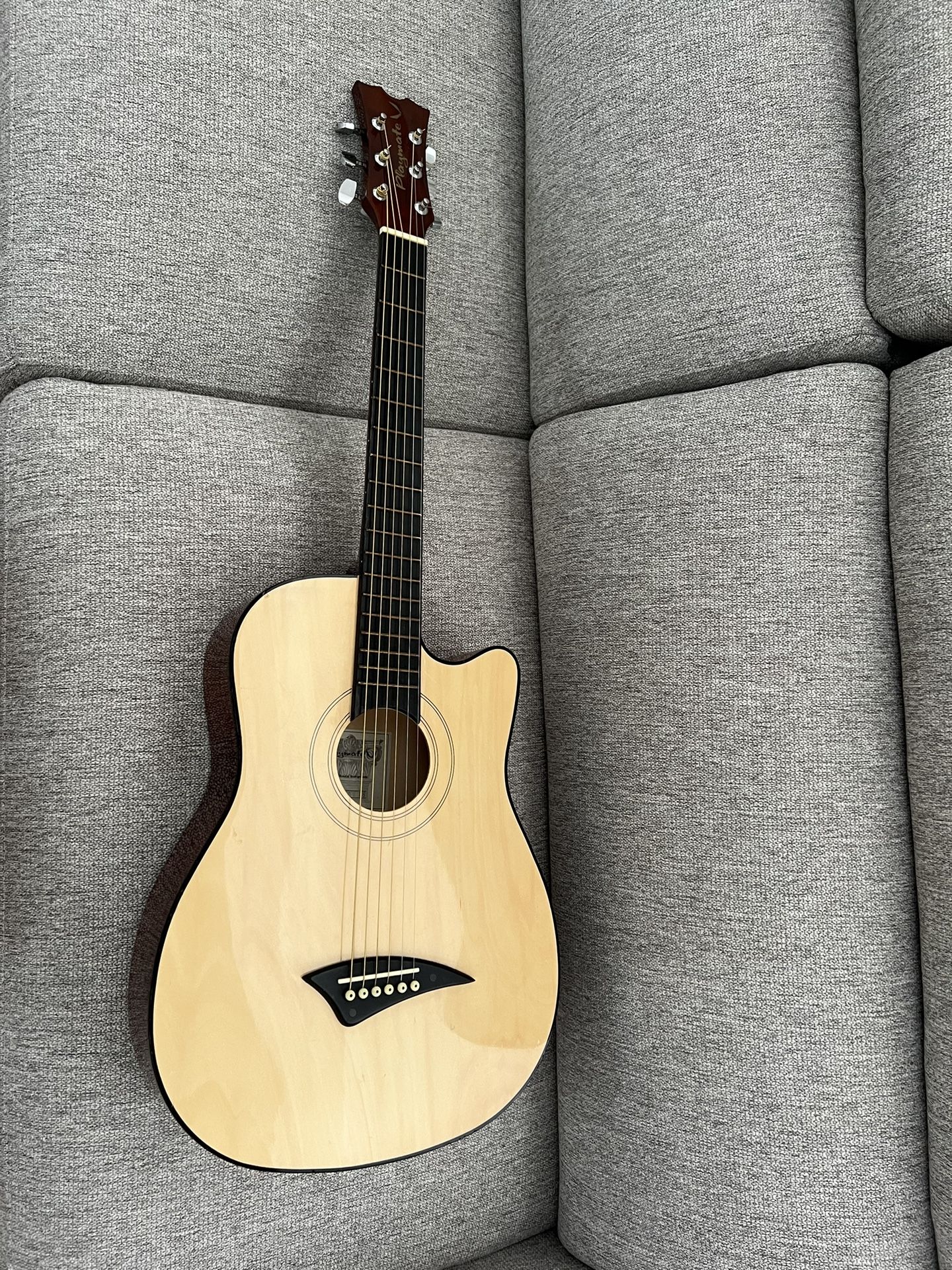 Playmate Acoustic Guitar In Good Condition for Sale in Fort