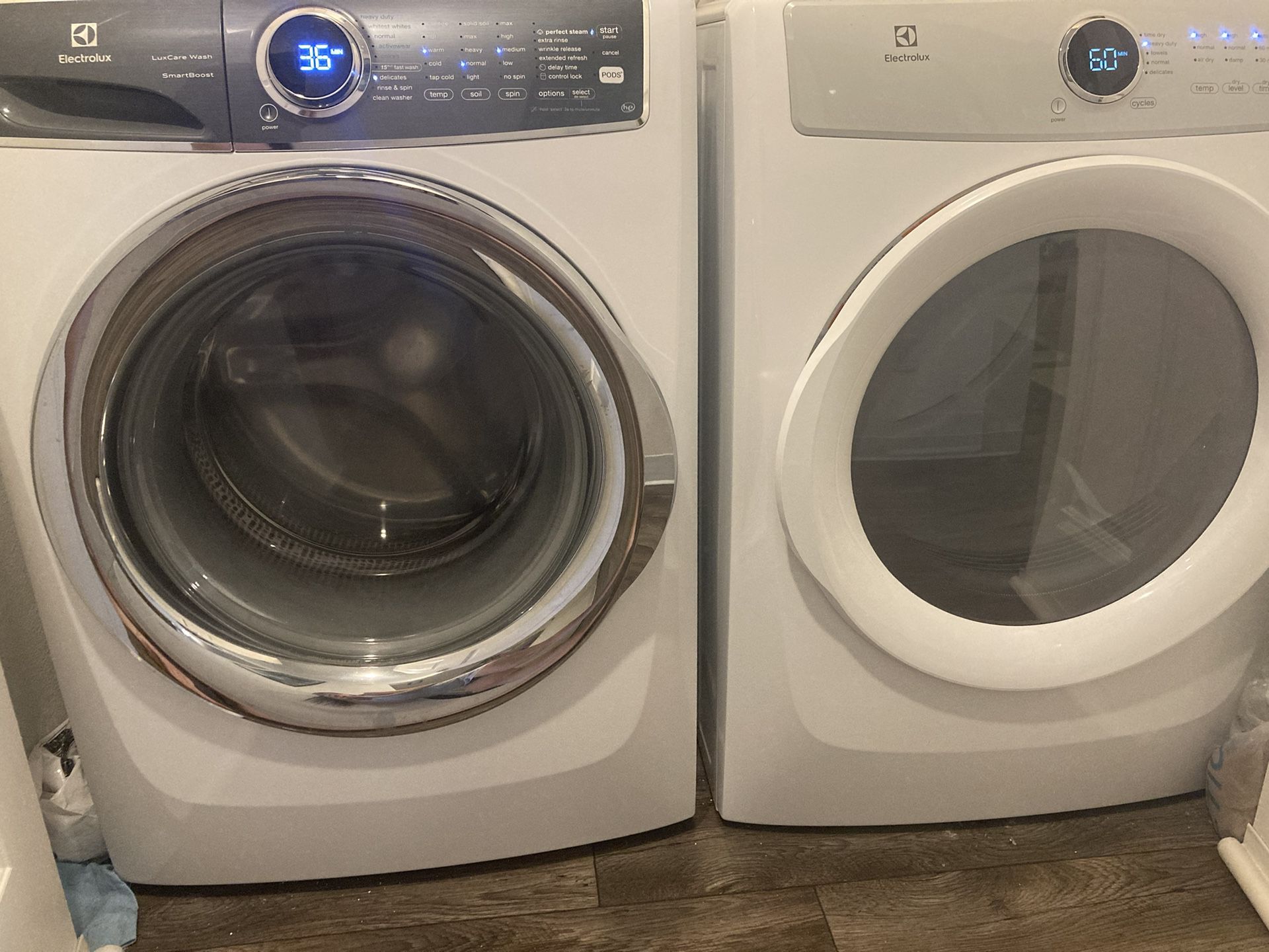 HE Electrolux Washer & Dryer