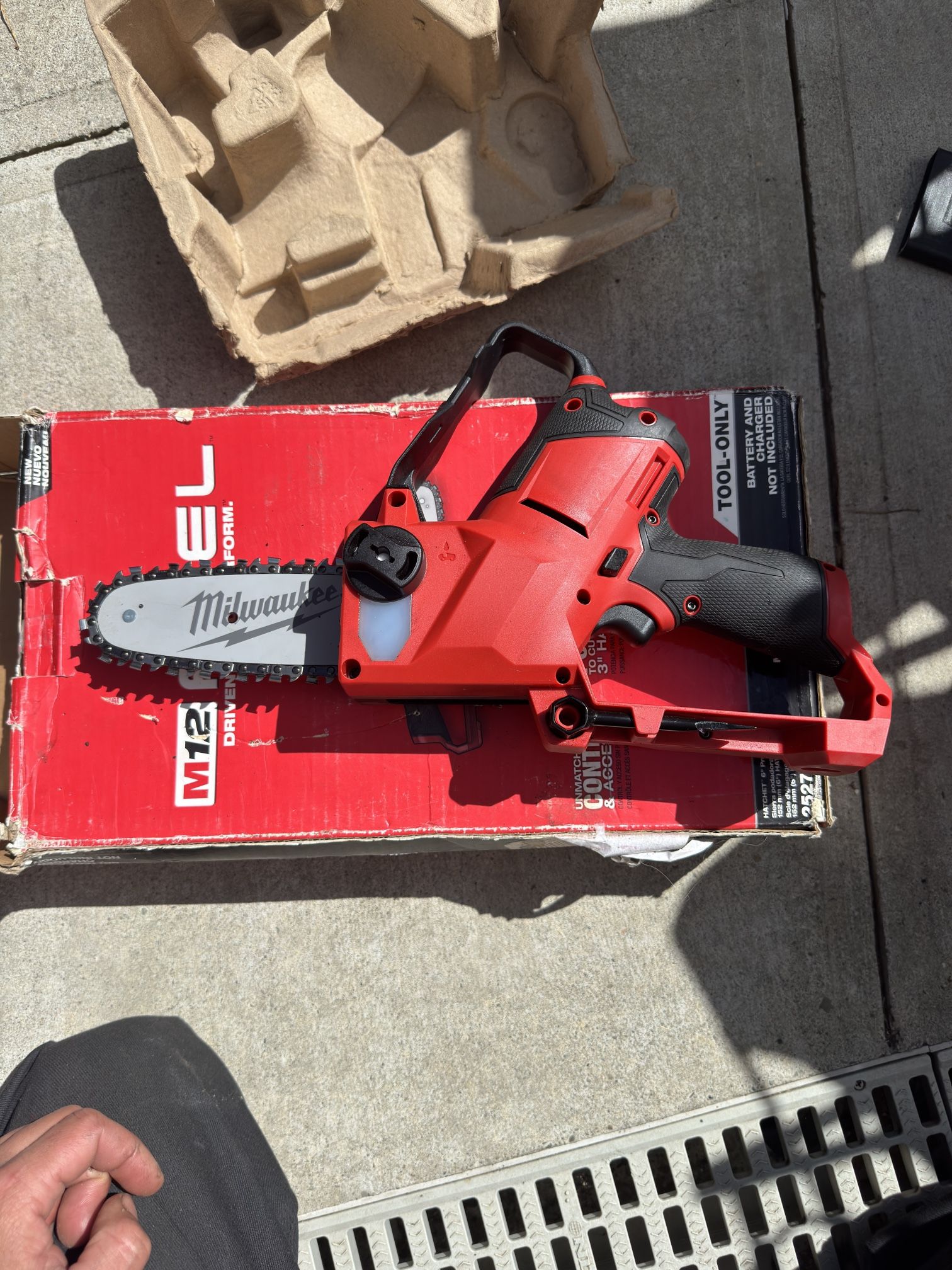 M12 Hatchet Pruning Saw, Chainsaw
