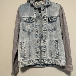 Men’s Jean Jacket With Sweater Detail 