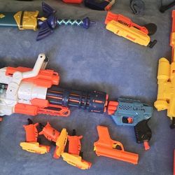 NERF GUNS