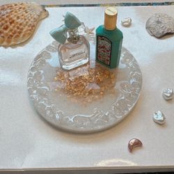 jewelry/perfume box