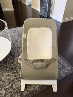 Baby bouncer