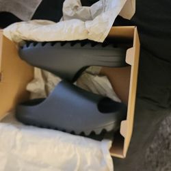 MENS ADIDAS YZY SLIDES I