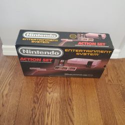 Nintendo NES Action Set Home Console  Styrofoam and inserts and  box ONLY