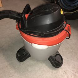 Portable Wet/Dry Vacuum 