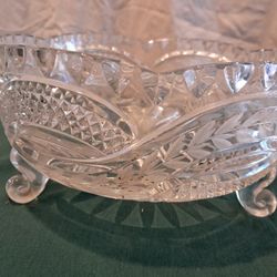 Beatiful Vintage Heavy Deap Cut Crystal Glass Bowl.  Woodland Hills, Ca.