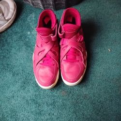 Nikes Never Wore