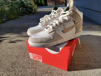Nike Dunk High Premium Gold Mountain Size 11.5 
