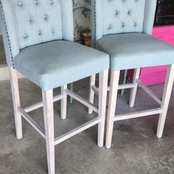 2 Bar Stools 