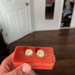 10k Nugget Earrings 