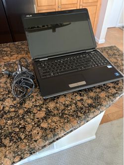 ASUS K50I Lap Top with Charger