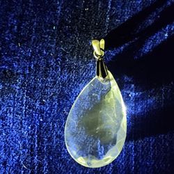 Crystal 'Vaseline' Glass Pendant 