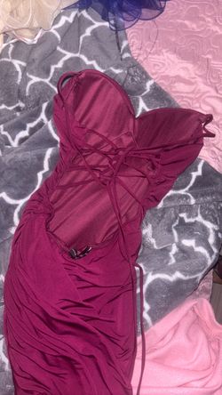 Women burgundy dress laced back size M
