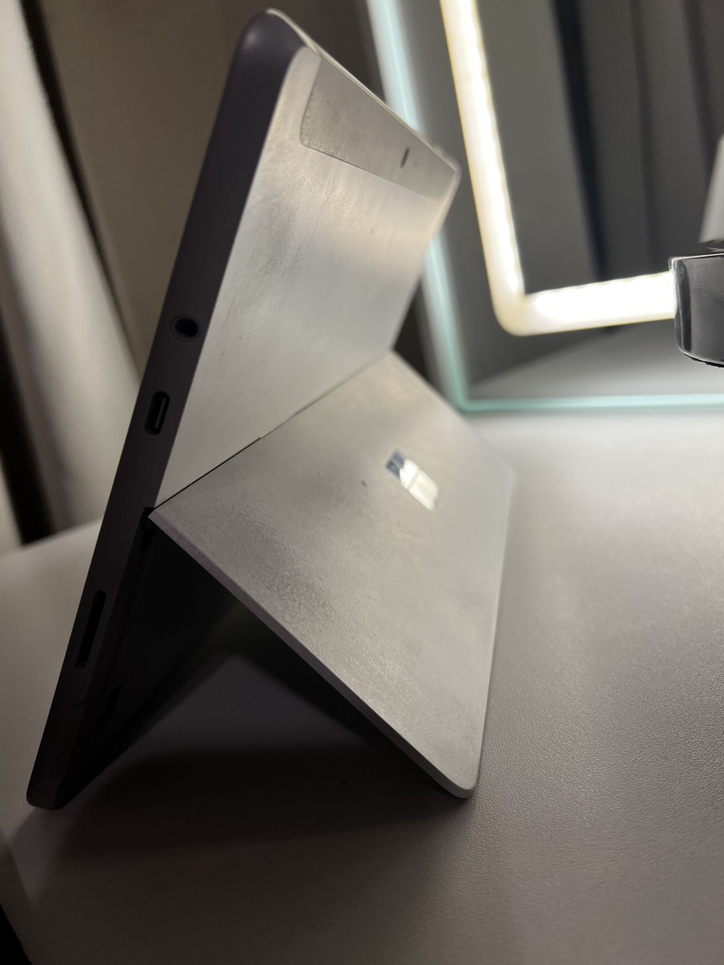 Microsoft Surface Go 2 10.5 8GB