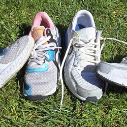 2 Pairs Nike Shoes Air Max Mens 9 Bugs & Lola Bunny Mens 8
