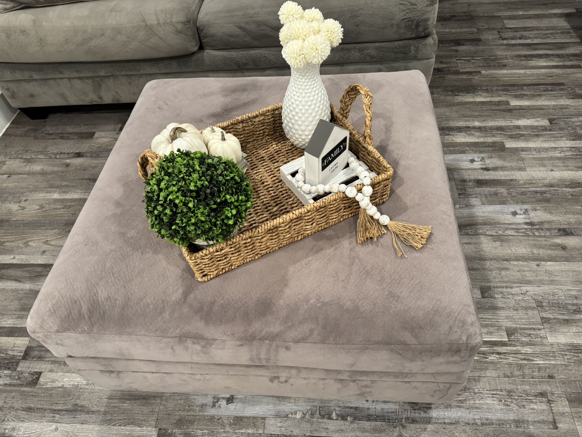 Ottoman and Decorative Tray with Accessories