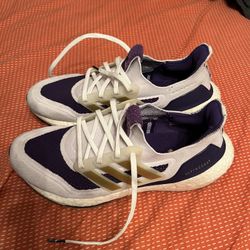Adidas UltraBoost 21 UE Washington Huskies Men’s 10.5 White/Purple Shoes GX7967
