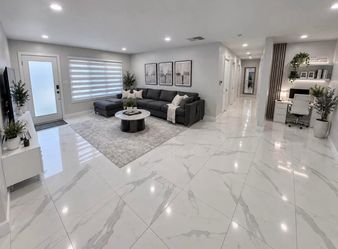 3 bedroom 2 bathroom 🏡