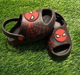 Kids size 8c used no box Spider-Man slides