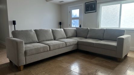 Thomasville Dillard Sleeper Sectional – Light Gray