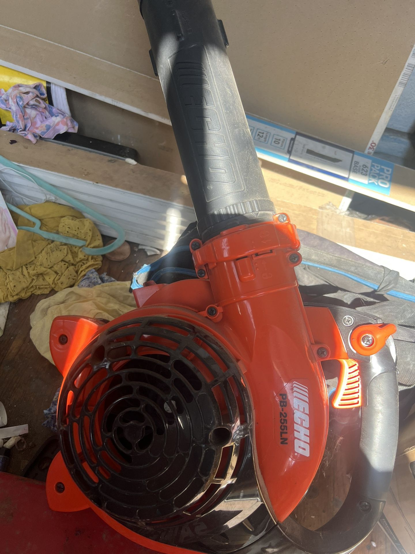 Leaf blower