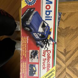 Unopened 1995 Mobil Collectible Toy Truck