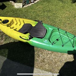 Kayak 8.5 ft long