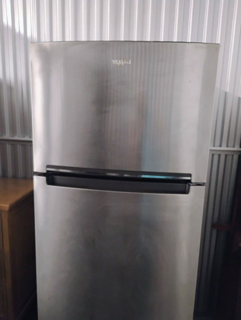 Stainless Steel Maytag Refrigerator $400
