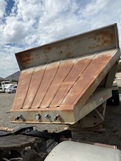 Trailers double bottoms
