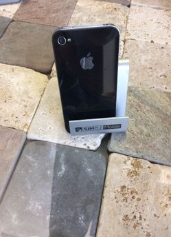 iPhone 4 40$ plus tax