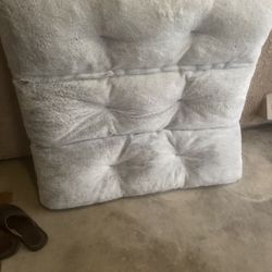 X-Large Kirkland Dog Bed 4’X4’