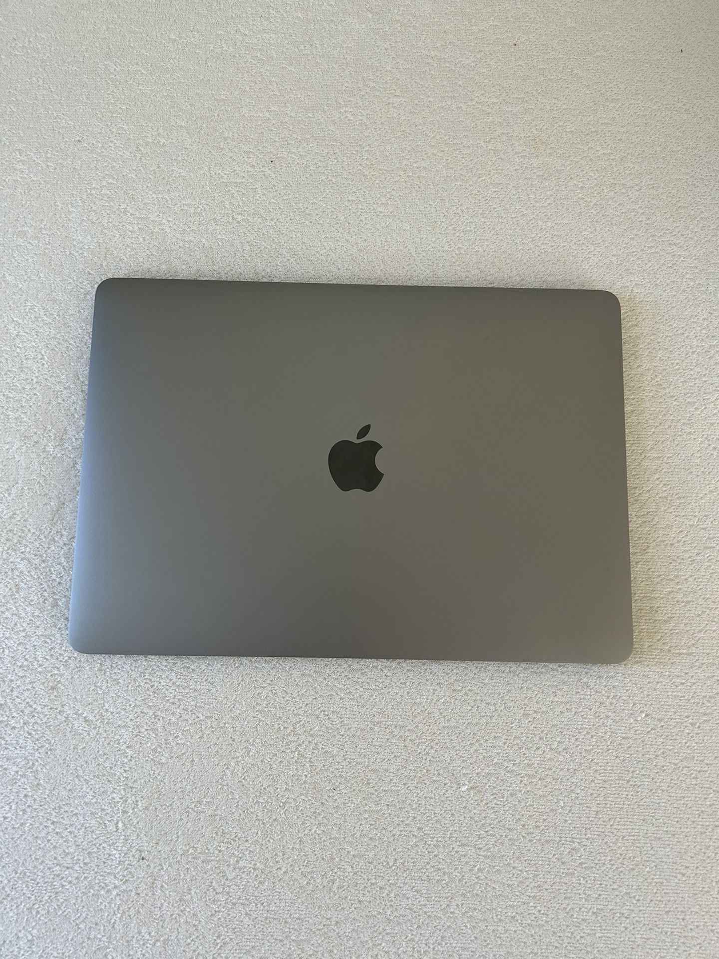 MacBook Air (M1 2021)