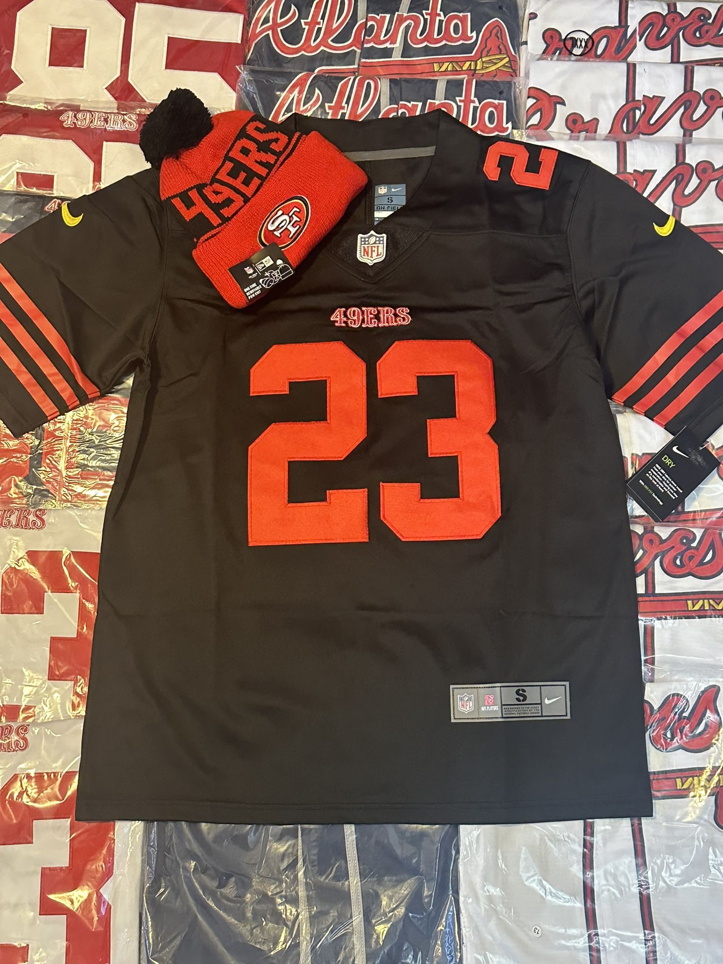 49ers Jersey And Beanie 