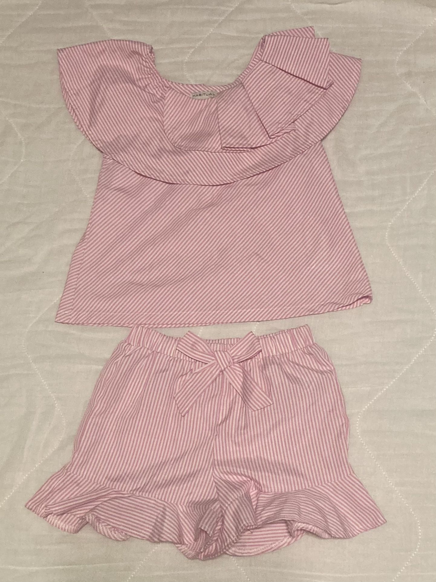 Girls clothes size 5/6
