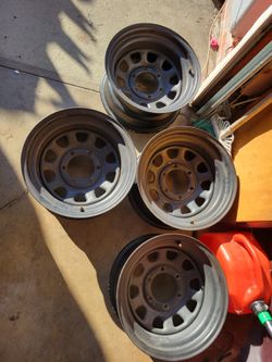15x 8.0 wide 6 lug