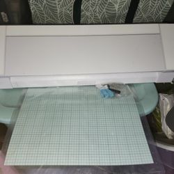 Silhouette Cameo 4 Plus