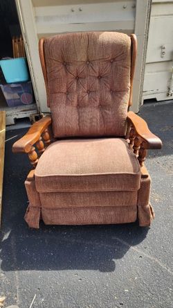 Vintage 1960s Lazy Boy Rocker Recliner
