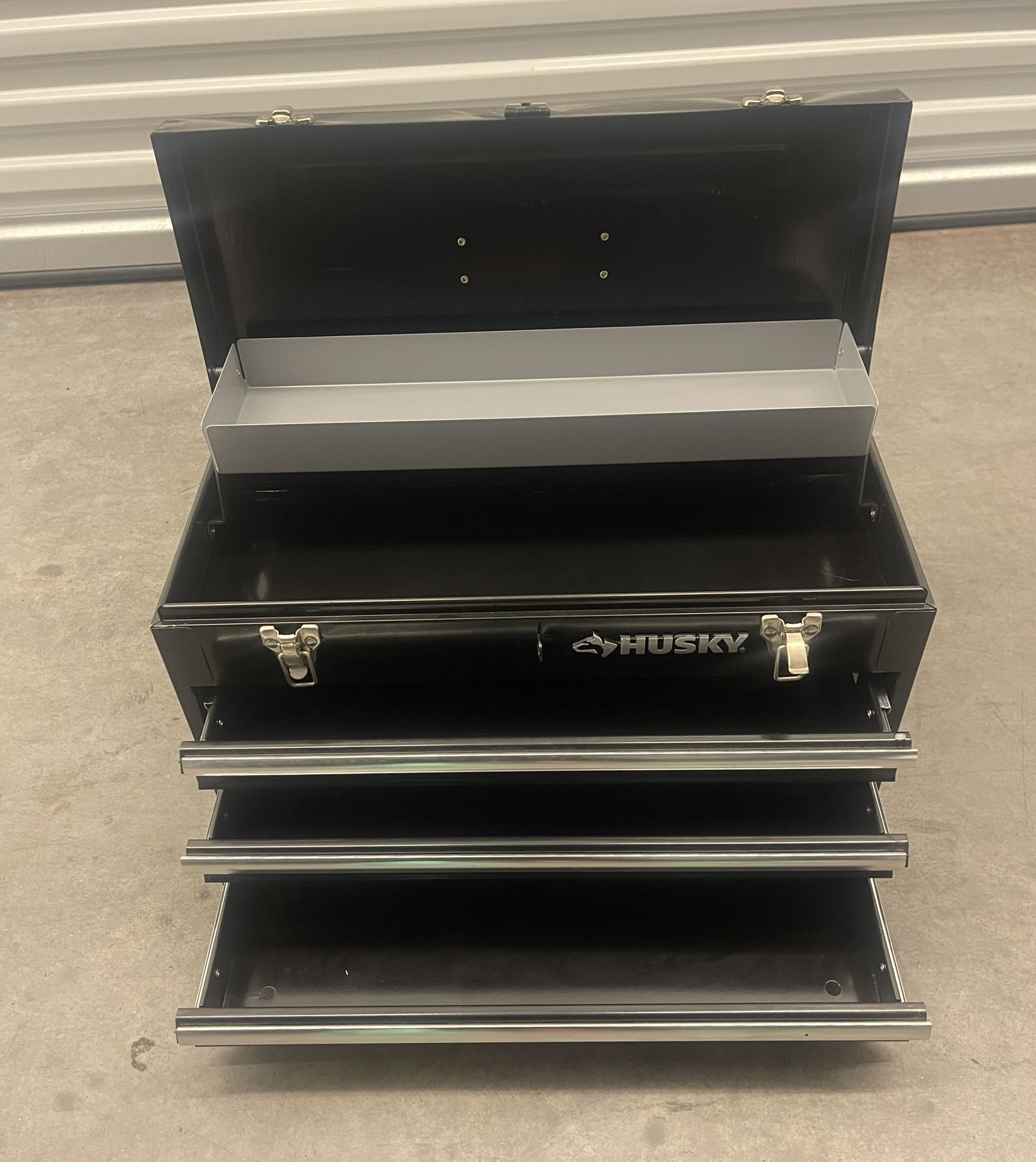 Husky 20-inch 3-Drawer Metal Portable Tool Box with Tray.