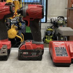 Milwaukee M18 Fuel Brushless Drill Set 