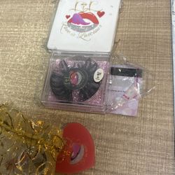 Love Is Luscious  Lashes Kit 