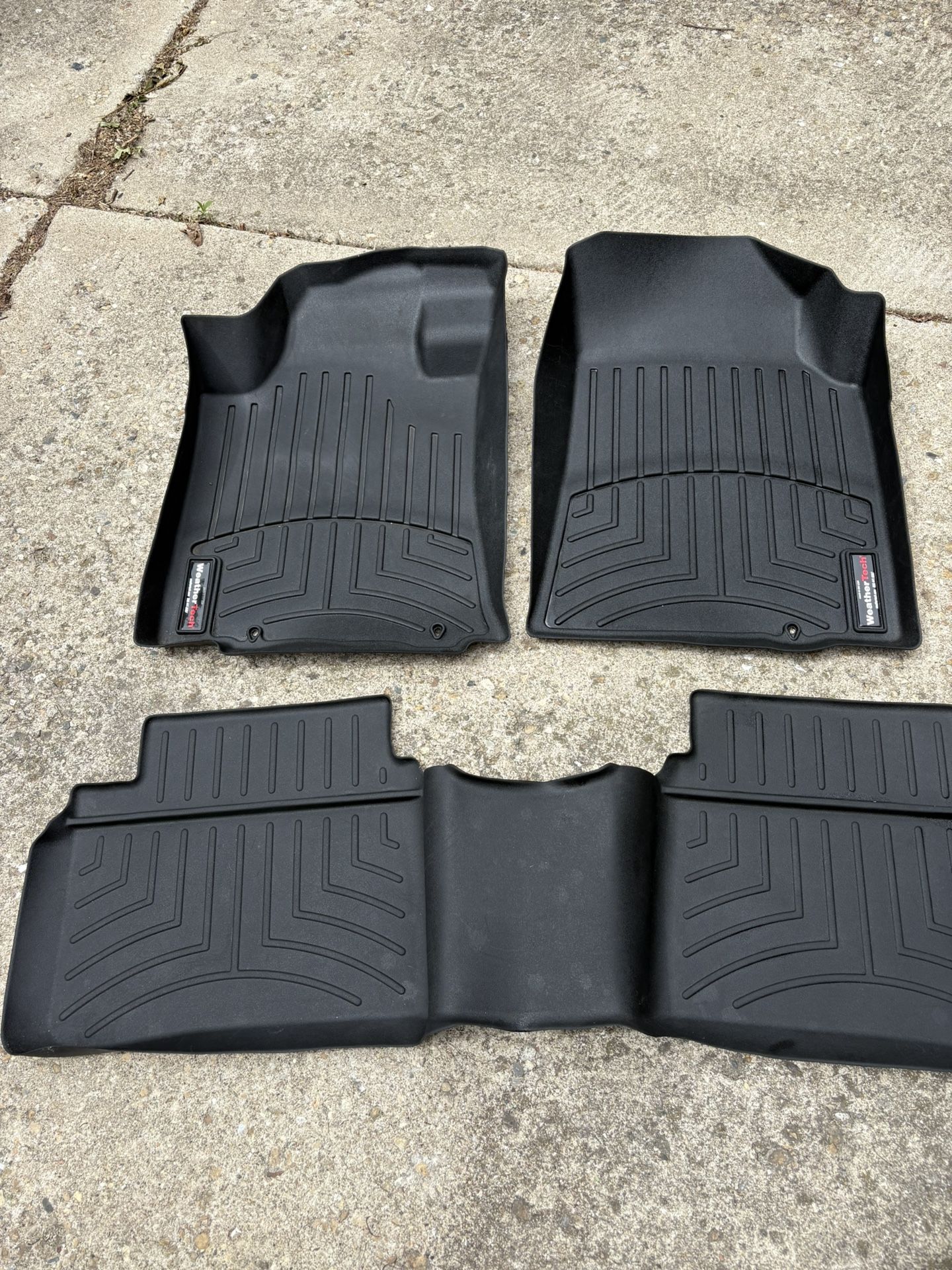 2013-2016 Nissan Altima Weathertech Floor Liner Used