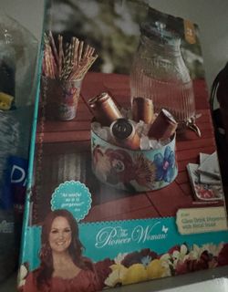 Cocktail jar and  4 can holder NEW