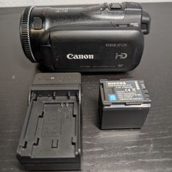 Canon Vixia HF G10 Camcorder