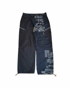 Undercover SS01 Chaotic Discord Cargo Straight Pants Size: L 32-33 Waist