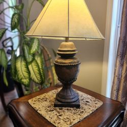 Single Antique End Table Lamp For Living Room, Door Entrance Or Bedroom